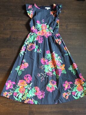1901  Navy Floral Flutter-Sleeve Dress